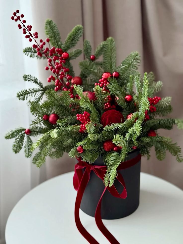 Christmas Centerpiece Workshop @ Holiday (Broad Ripple)